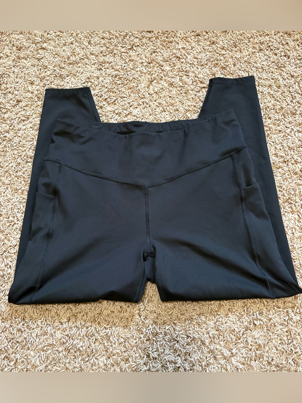 The North Face Women's Plus Midline High-Rise Pocket 7/8 Legging Black